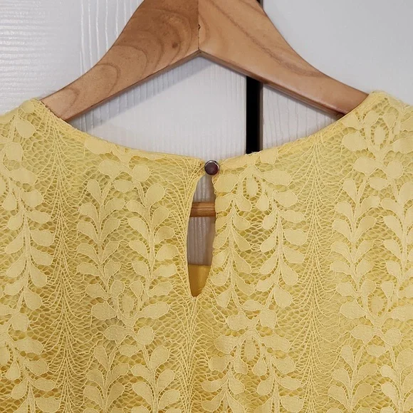 Ann Taylor Sleeveless Butter Yellow Lace Overlay Knit Top Size SM‎ Balloon Hem - Picture 4 of 11